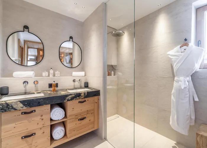 Luxueux 1300, 12 Pers, Jacuzzi, Animaux Admis, Parking - Fr-1-568-43 كورشوفيل