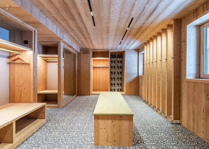 Dağ evi Luxueux 1300, 12 Pers, Jacuzzi, Animaux Admis, Parking - Fr-1-568-43 Courchevel