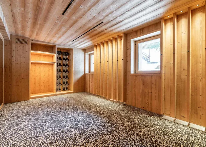 Luxueux 1300, 12 Pers, Jacuzzi, Animaux Admis, Parking - Fr-1-568-43 Куршавель