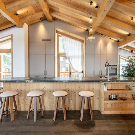 Luxueux 1300, 12 Pers, Jacuzzi, Animaux Admis, Parking - Fr-1-568-43 *